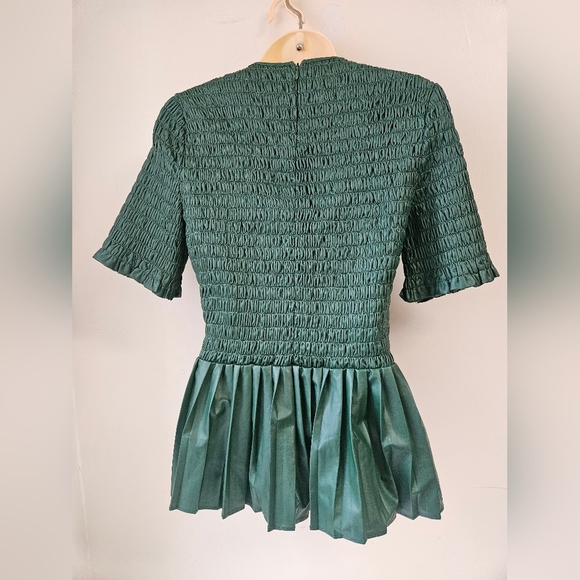 Zara Women's Top S Green Smocked Peplum - Picture 4 of 8